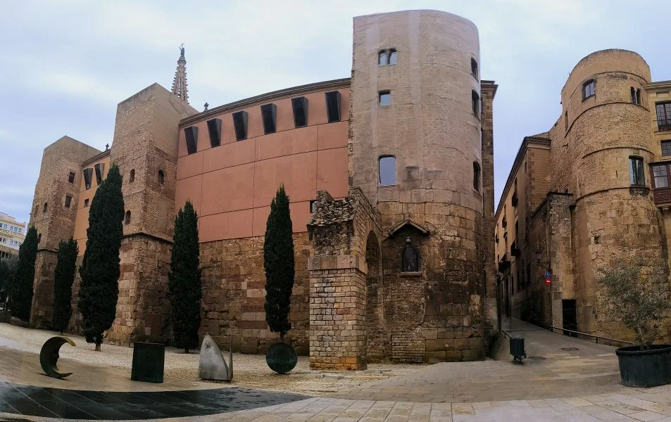 Roman Walls