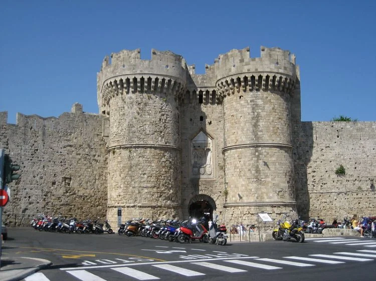 Sea Gate