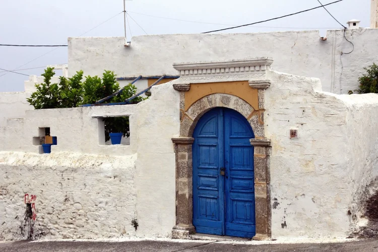 Lachania