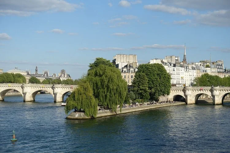 Square du Vert-Galant