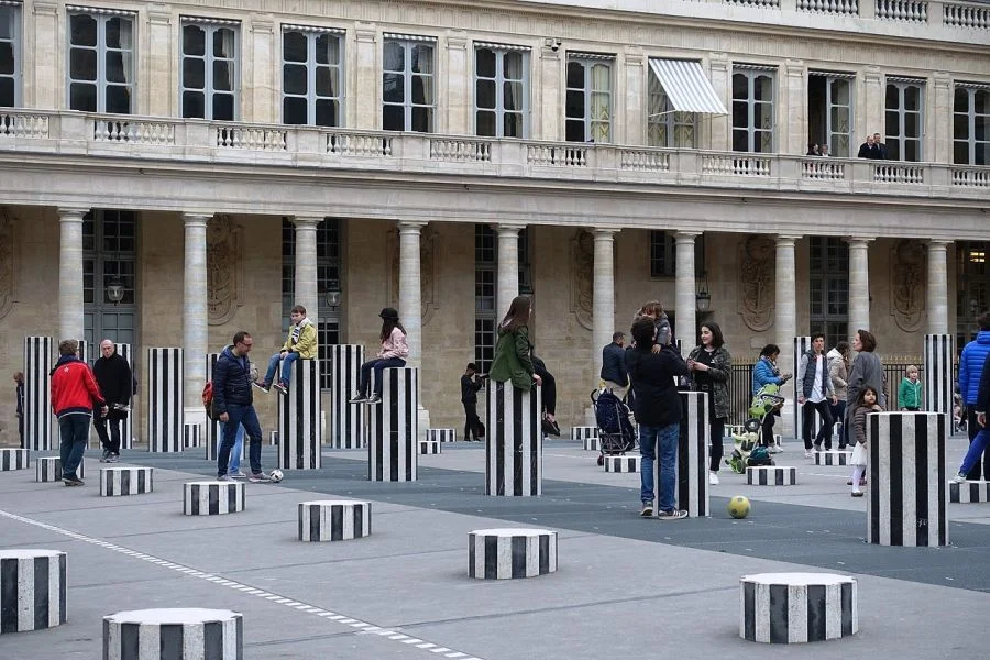 Palais Royal Courtyard & Colonnes de Buren